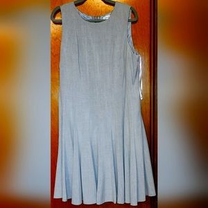 Lt Grey CK Beautiful dress, hidden zipper, fit & flare + lined! 16W